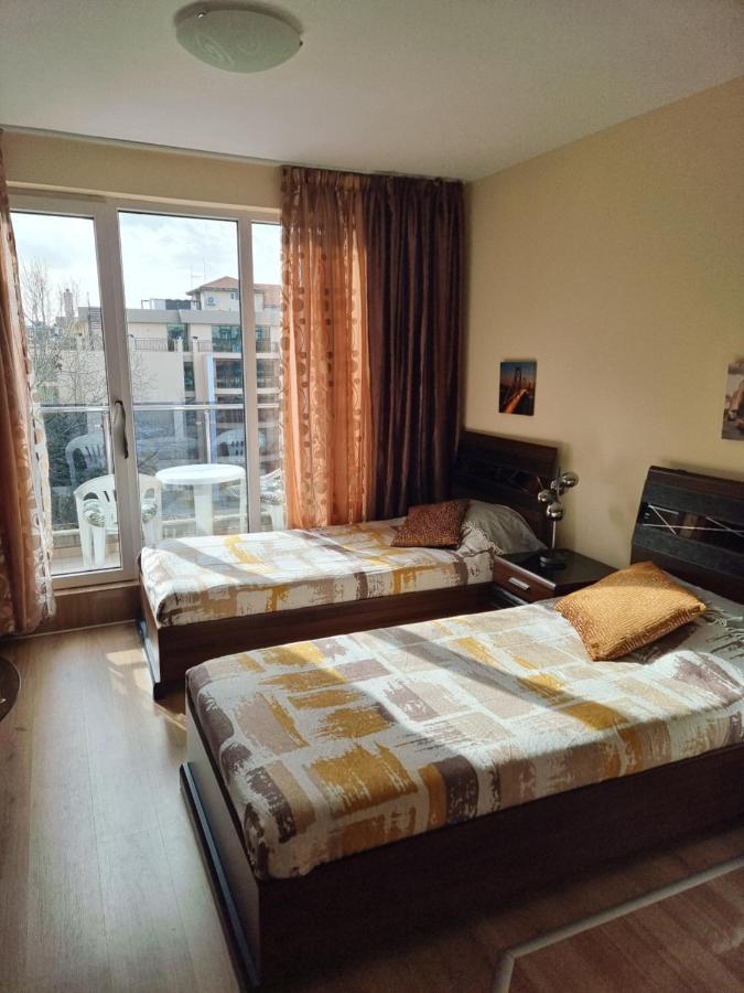 Apartamento Deluxe Admiral Plaza Sunny Beach Exterior foto